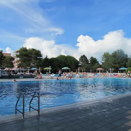 Daire Cozy In A Modern Bibione