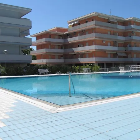 Cozy In A Modern Διαμέρισμα